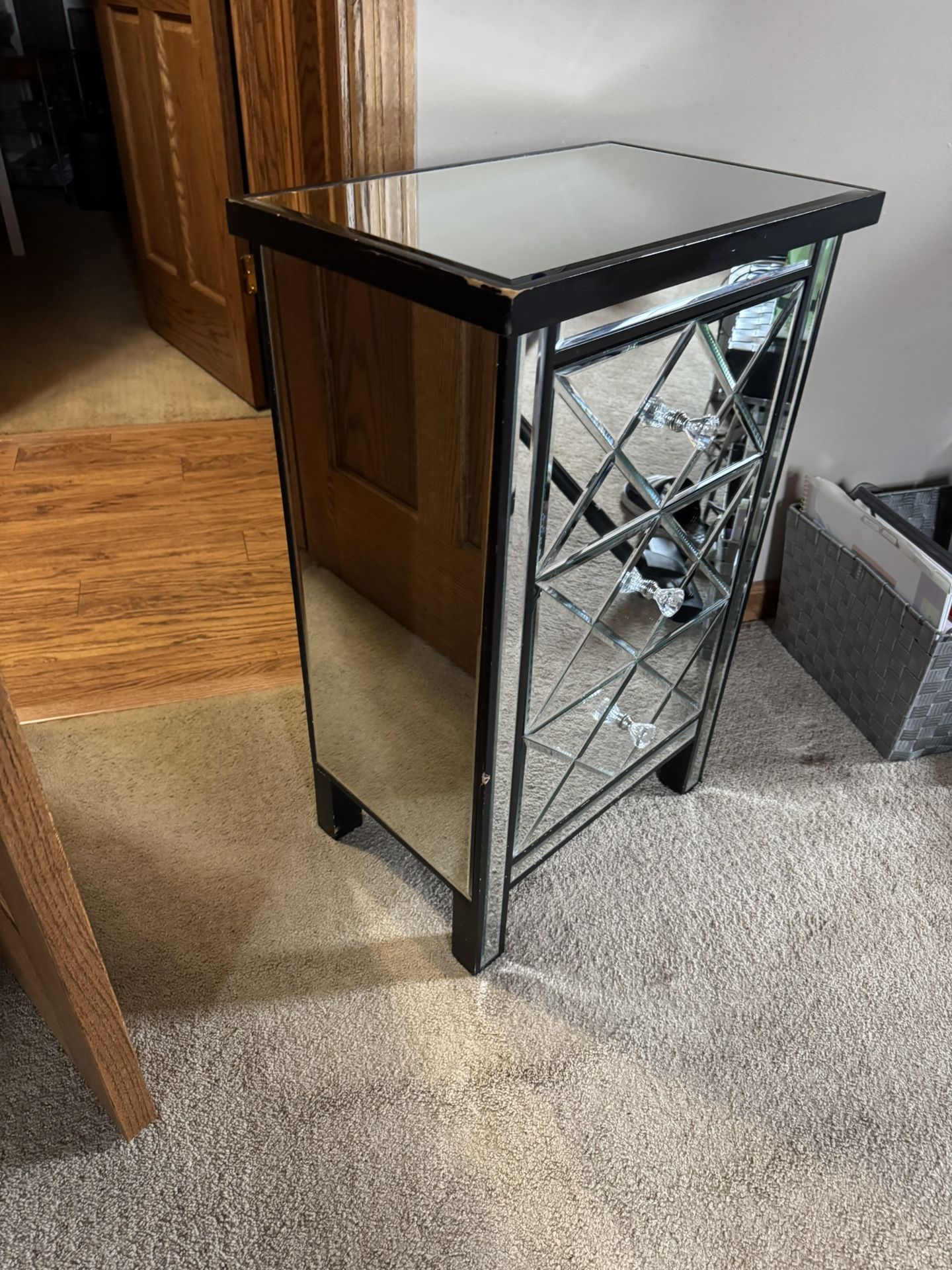 Mirror Small Dresser 