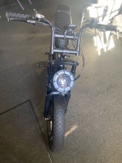 Tst E-bike 4 months old, minor scratches