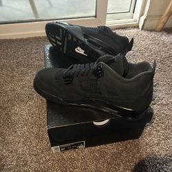 Jordan 4 Black Cat(SZ 10)