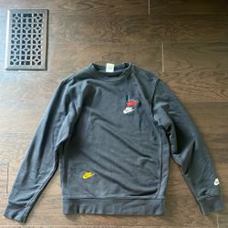 Nike Crew Sweatshirt In Black With Multiple Nike Embroidery- Size Small 