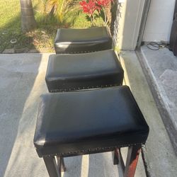 Set of 3 Bar Stools - Black Faux Leather Dark Wood
