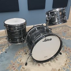 Ludwig Legacy Maple Fab Outfit- Black Oyster Pearl