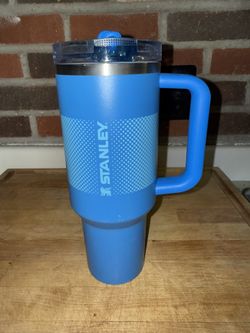 40 Oz Blue Stanley