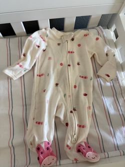 Newborn pajamas, carters