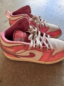 Girls Nike Air Jordan 1 Mid Pink White Youth Size 1.5Y Authentic Sneakers