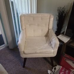 Living Room Chair/ Nursery Chair