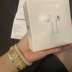 AirPods 