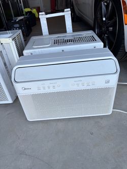 Aire acondicionado con su control