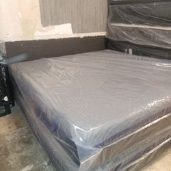 💥💥💥 $249 Eastern King Memory Foam Mattress Available $249 💥💥💥