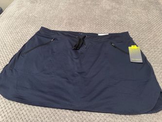 Woman’s Tek Gear athletic skort