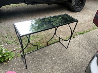 Entry Way Table
