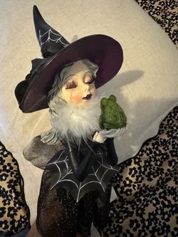 Witch statue