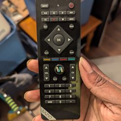 Vizio Vr17 Tv remote control. 
