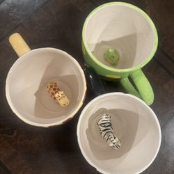 Pier 1 Animal Mugs Set Of Three Frog, Zebra & Giraffe