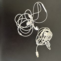 nwob.. Apple Headsets USB Compatible 
