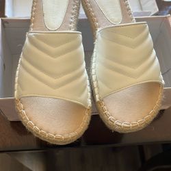 Women’s Sandals 