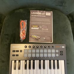 MIDI Keyboard- Novation LaunchKey Mini