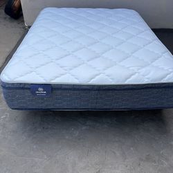 SERTA QUEEN PILLOWTOP MATTRESS ONLY DISPLAY MODEL