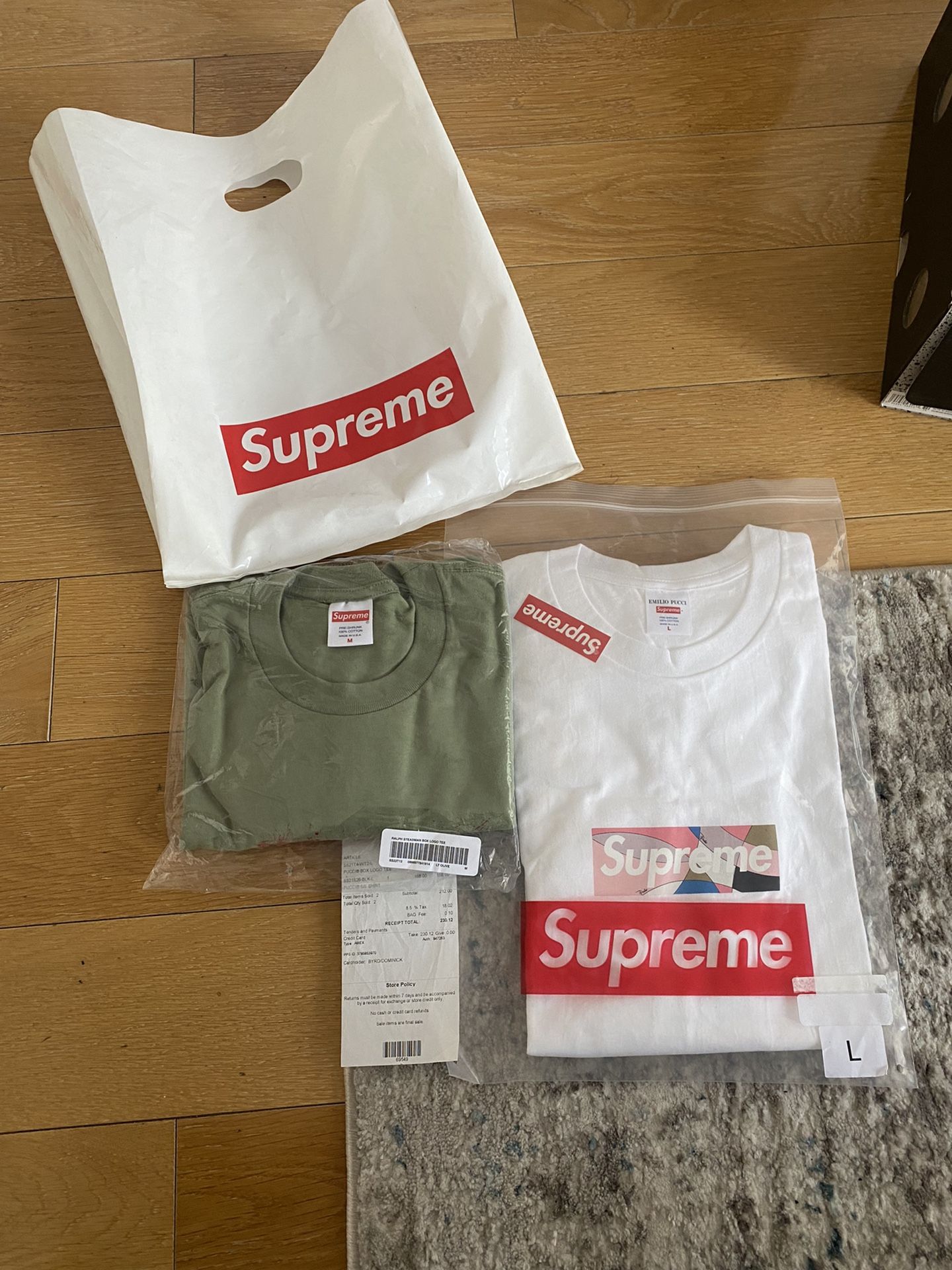 Supreme BOGO. DS 1000% Authentic 