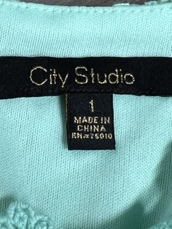 City Studio Light Green Fit and Flare Lace Juniors Dress - Size 1 - EUC for  Sale in Hampton, VA - OfferUp
