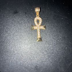 Gold Aukh Pendant With Cuban Zirconia 