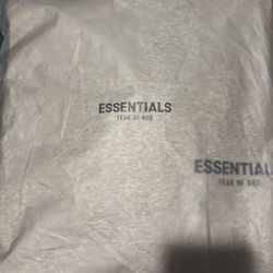 essential hoodie Medium 