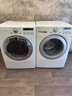LG washer and dryer laundry