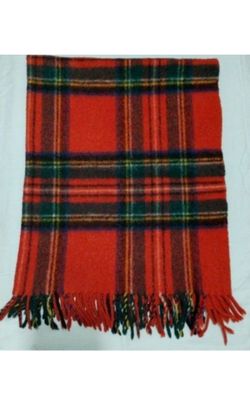 MC ENGLAND WOOL THROW BLANKET 50"×36"
