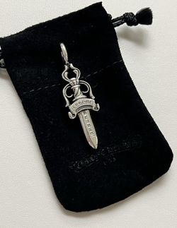 Chrome Hearts Dagger Pedant 