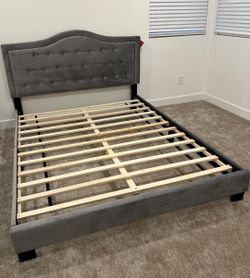 Brand New Queen Size Grey Velvet Platform Bed Frame (New In Box) 