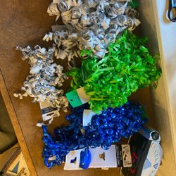 Large Curly Ribbon Bows/mesh. NEW