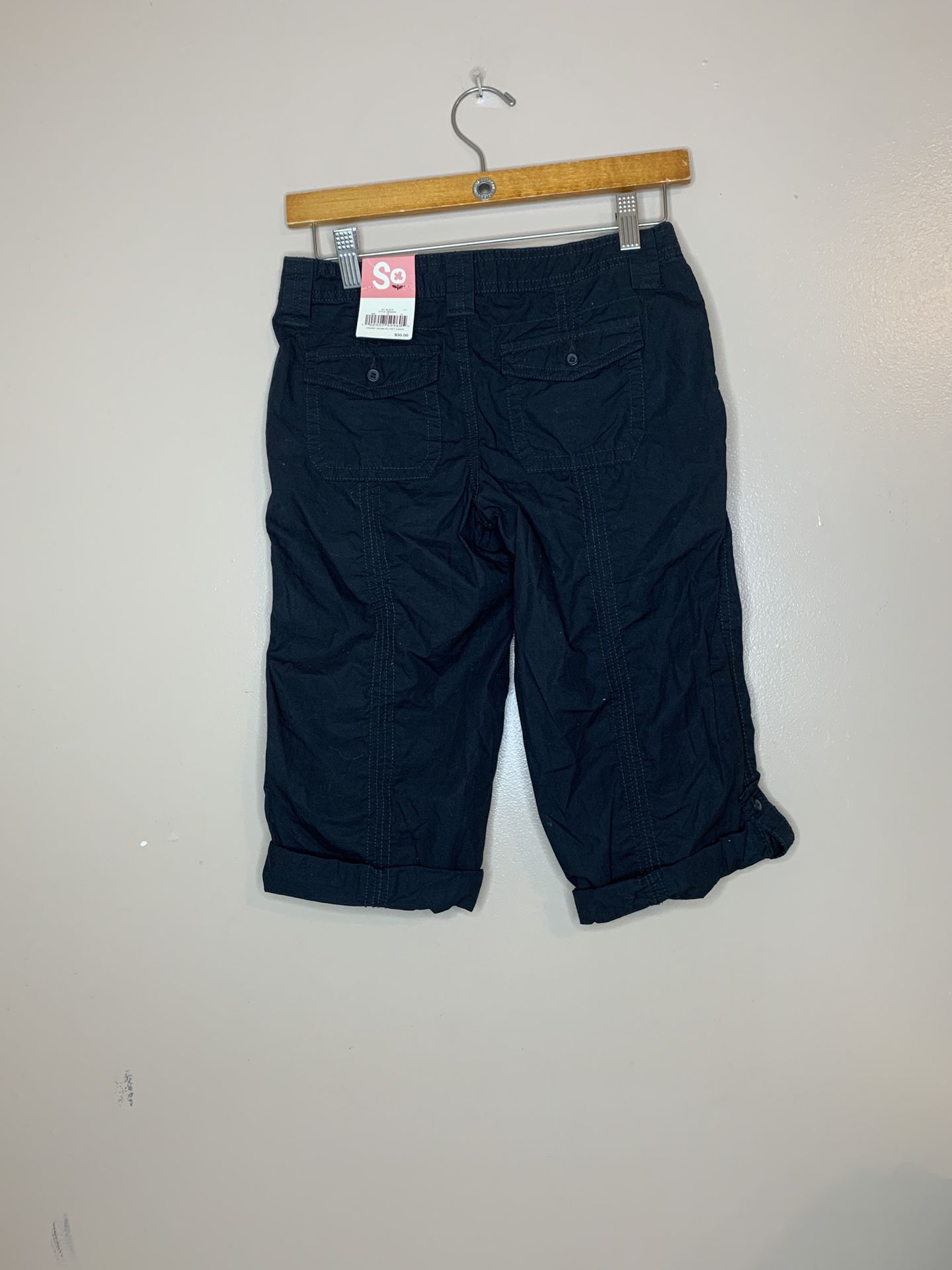 SO Black Cargo Capri Pants With Drawstrings Juniors Size 1 New with tags