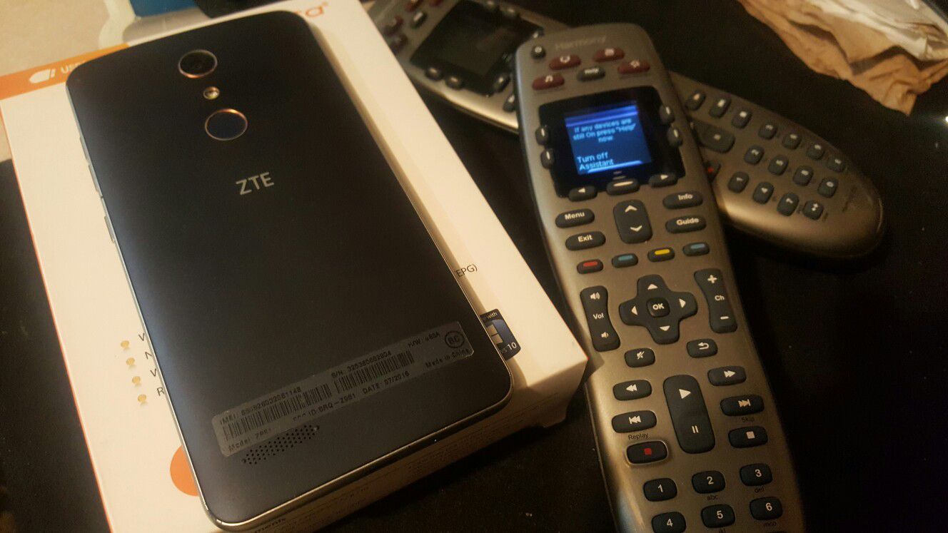 ZTE ZMAX Pro 32gb +SD Slot, 6-inch Screen - (MetroPCS/T-mobile) Model Z981