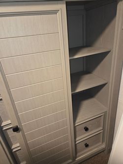 Dresser chest