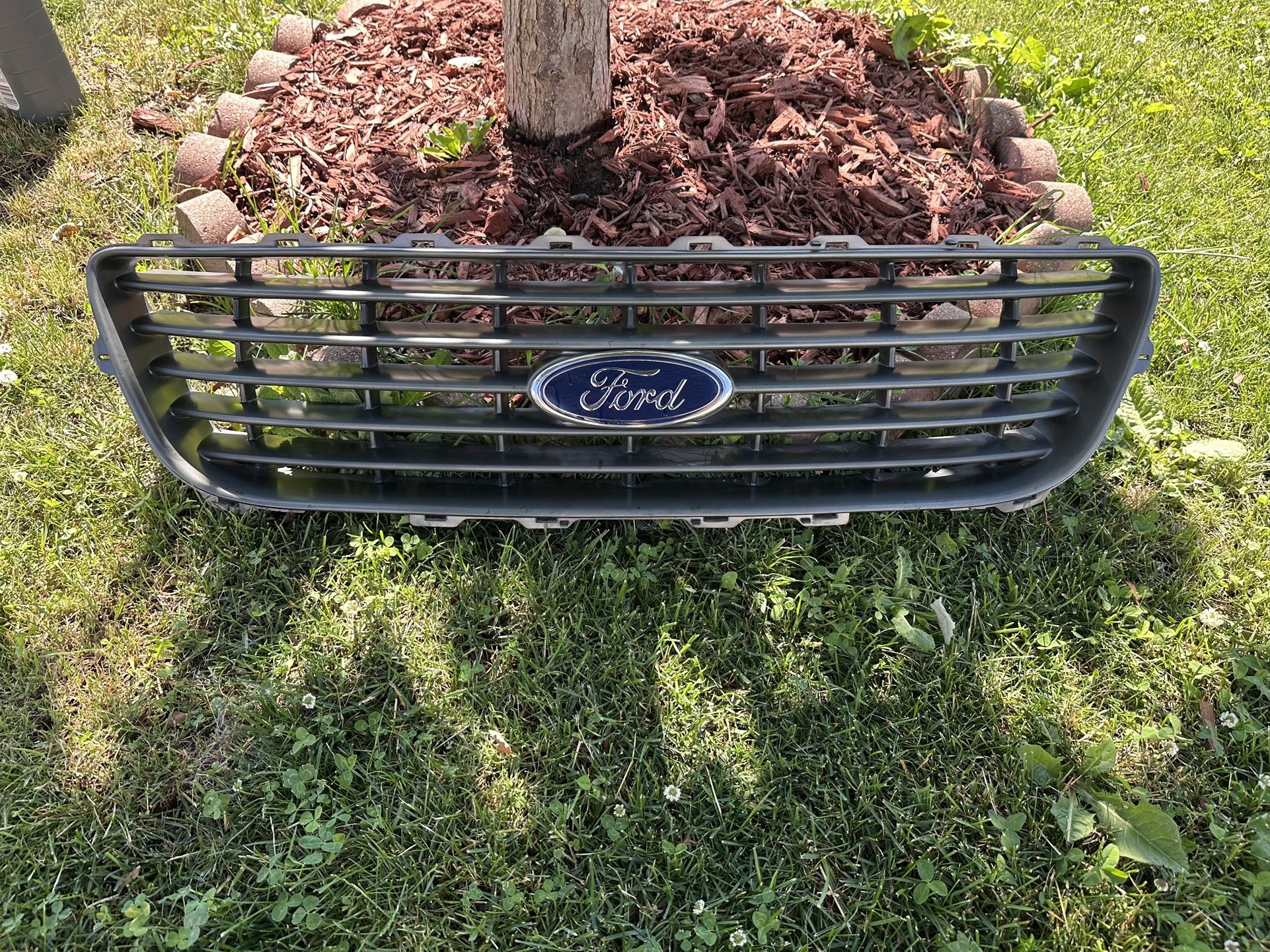 Ford Svt Lightning Grill