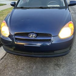 2010 Hyundai Accent