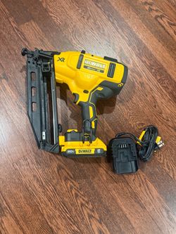 DeWalt