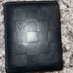 Louis V Wallet 