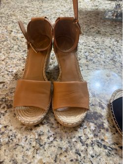 Beautiful shoes, size 9
