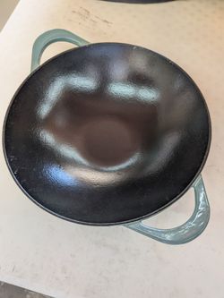 Cast iron wok