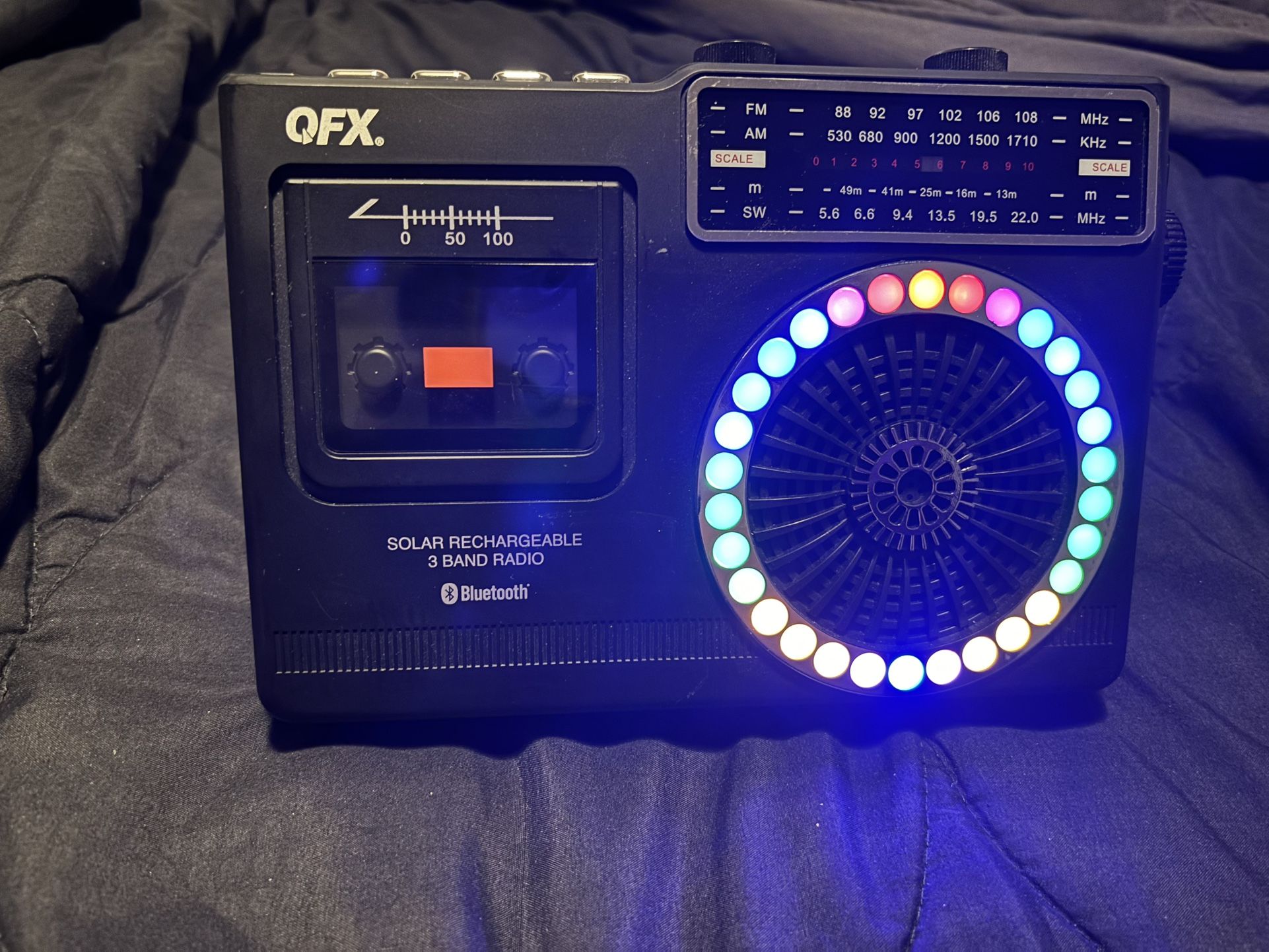Qfx Solar Rechargeable 3band Radio
