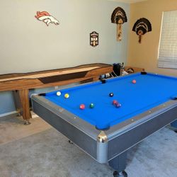 3 Piece Slate Pool Table *1 PIECE OF SLATE NEEDS REPLACED 