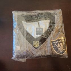 RAIDERS SALUTE TO SERVICE JERSEY !