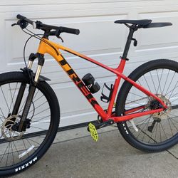 Trek Marlin 7 Large Frame Bike