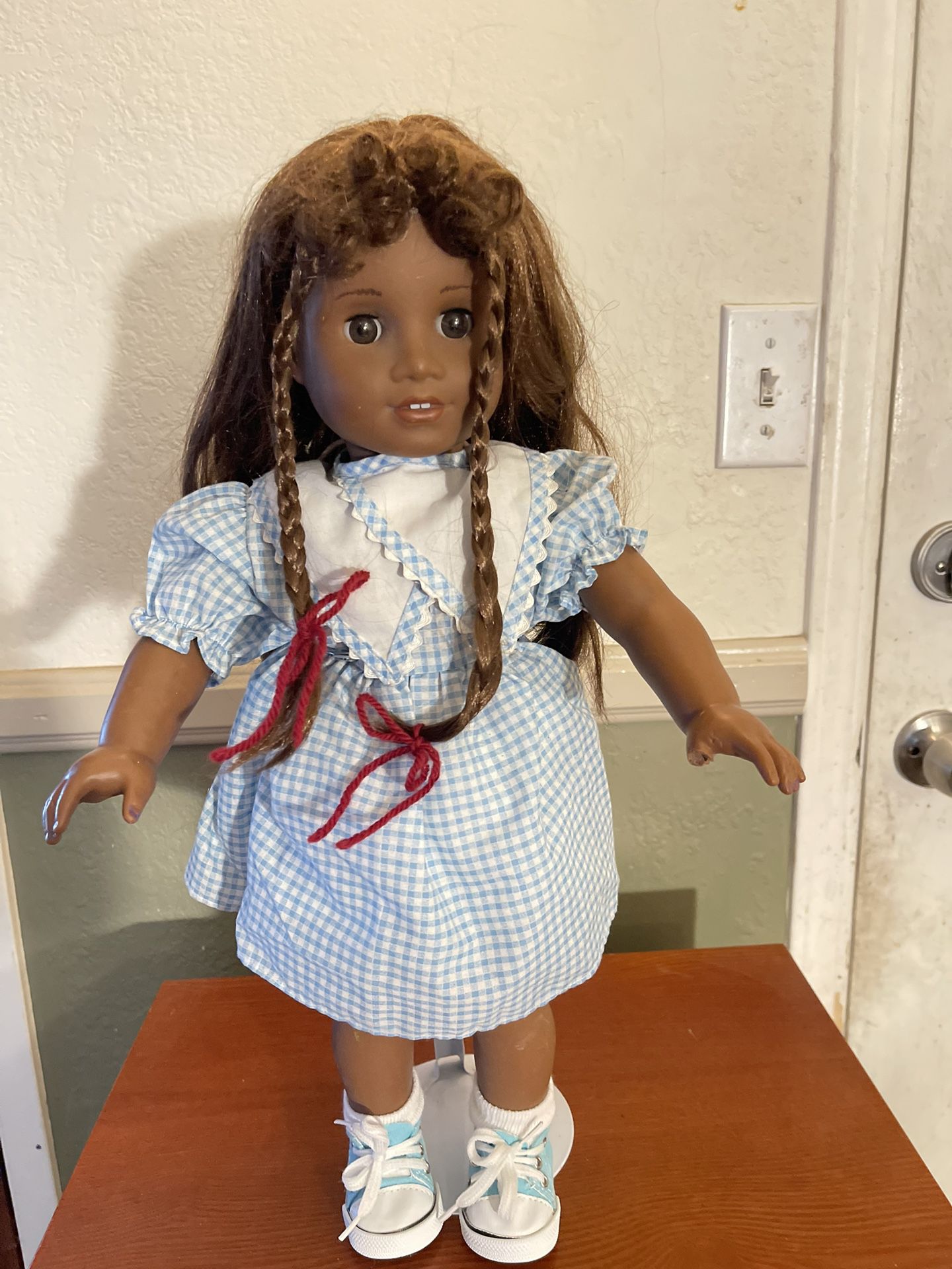 American Girl Doll With New Wig 