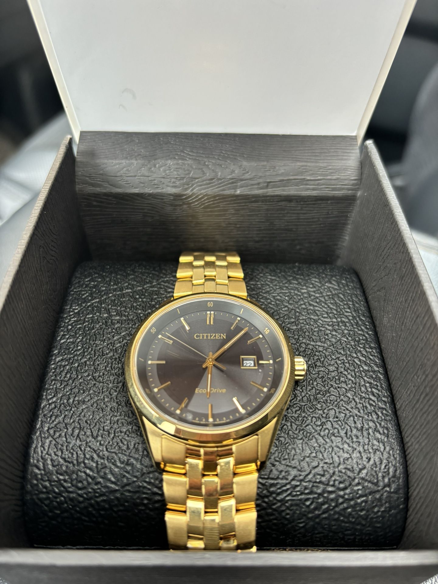 Citizen watch gold brand new never worn