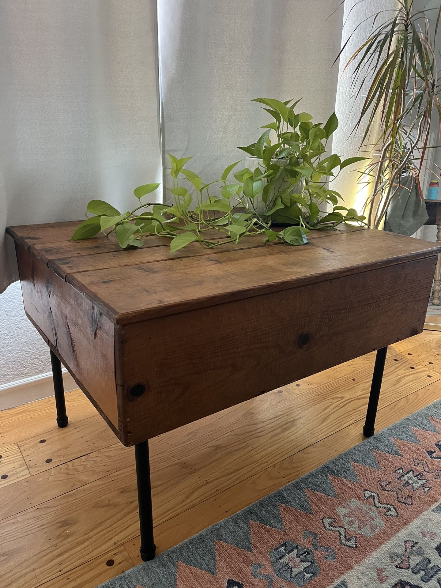 Accent Table 