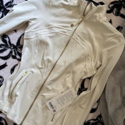 lululemon define sz 6