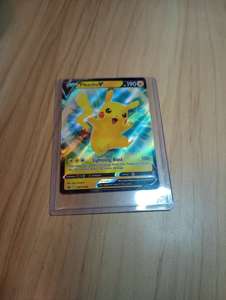2022 Basic Pikachu V