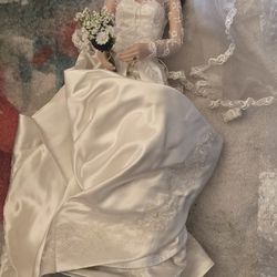 Collectible Porcelain Dolls